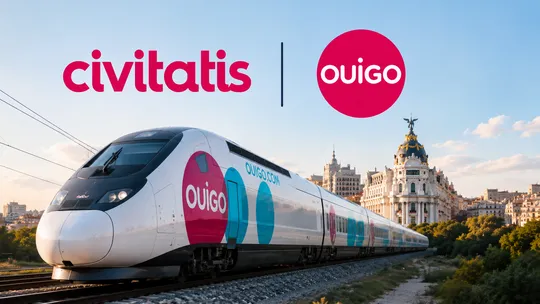 Tren de Ouigo en un paisaje urbano con logo de Civitatis