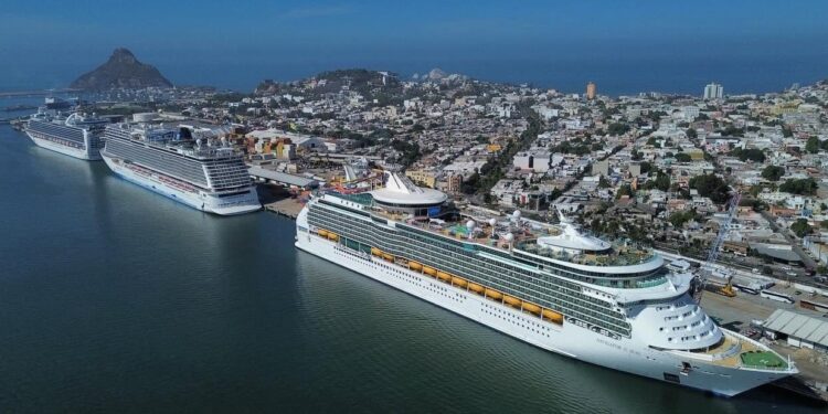 Confirma Mazatlán el arribo de nueve cruceros durante septiembre