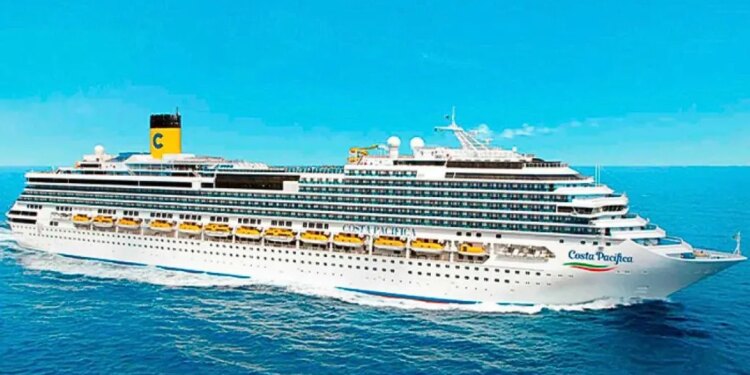Costa Cruceros prepara dos itinerarios para observar el eclipse solar del 2 de agosto de 2027 desde alta mar