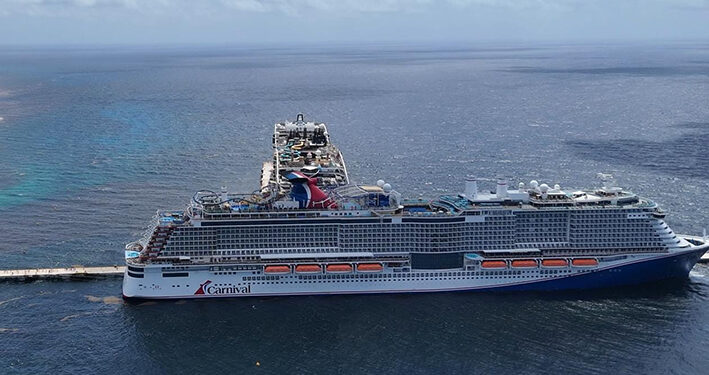 Cozumel se llena de cruceristas: recibe 10.4% más pasajeros en 2026