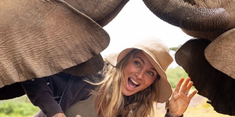 De Elsa Pataky a Mario Casas: por qué los safaris se han convertido en las experiencias más demandadas por las celebrities en vacaciones