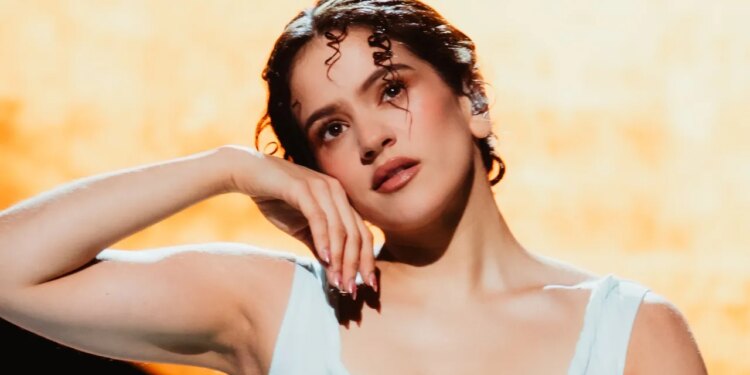 Fui al concierto de Rosalía en CDMX y comprobé que fue una carta de amor al arte