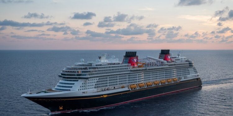 Economía.- Disney acelera su plan marítimo y prevé contar con 13 cruceros operativos para finales de 2030