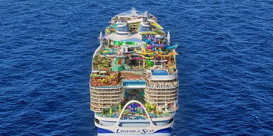 Royal Caribbean: Legend of the Seas | Así es el crucero más grande del mundo: este verano pasa por España y visita el Mediterráneo