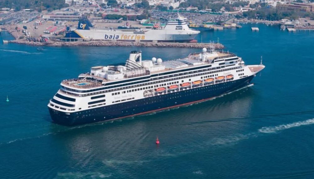 AGOSTO VIENEN CRUCEROS