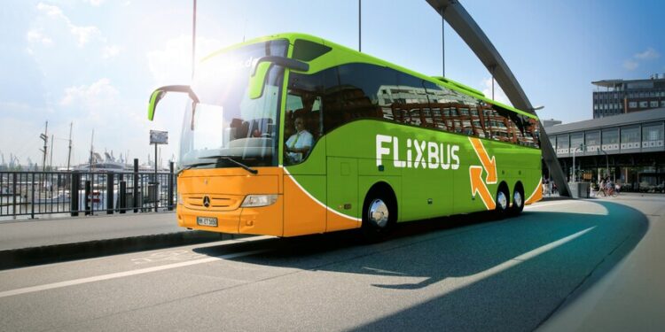 Flix sumará 100 empresas de camiones en México: creará una red de viajes conectados y tarifas accesibles para competir con las grandes líneas