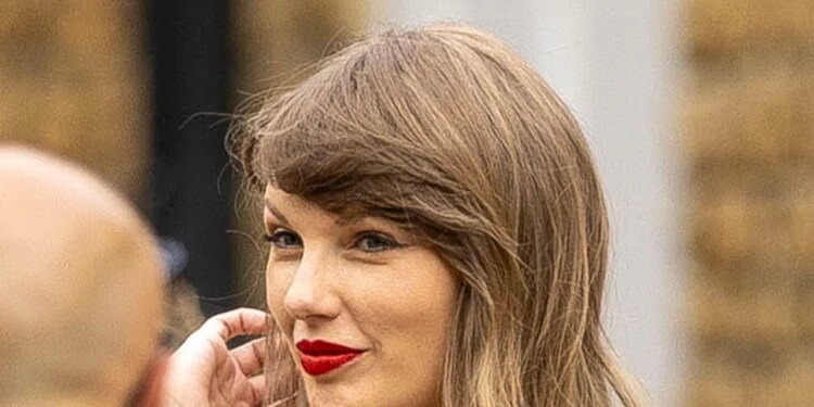 Even Taylor Swift Can’t Resist This Newlywed Hair Tradition