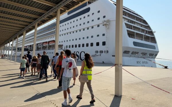 Puerto de Lisboa, MSC Cruceros y CLIA acercan a 11 jóvenes a actividades marítimas y cruceros