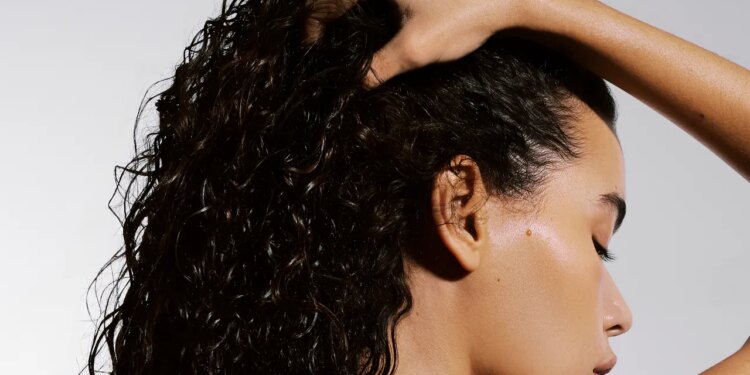 The 3 Hair-Care Habits I Picked Up at a Korean Scalp Spa
