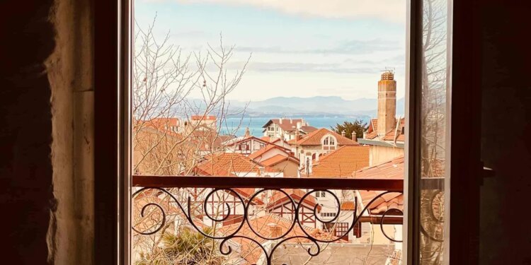 The 7 Best Airbnbs in Biarritz for a Sun-Soaked Basque Escape