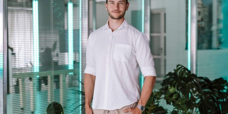 Michal Šindelář: “Ahora los viajeros empiezan buscando en la IA en lugar de webs de viajes”