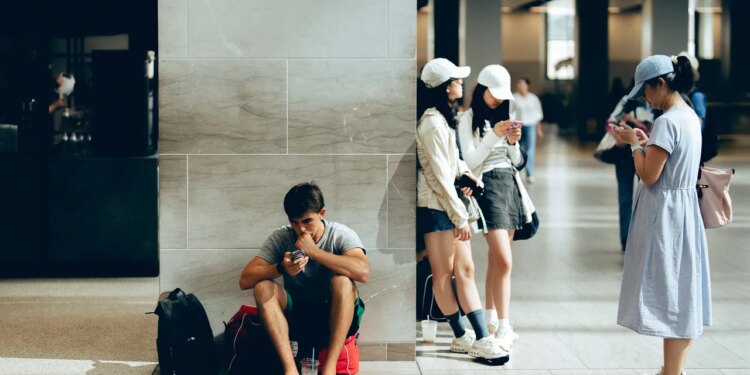 Planes, Trains, and Automobiles: How New Yorkers Dress for Summer Weekends