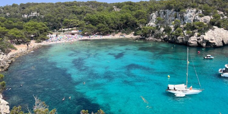 Menorca prepara su propio ‘Imserso’ para viajar a Mallorca