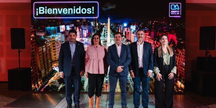 Buenos Aires presentó en Neuquén su oferta turística y los grandes hitos del año
