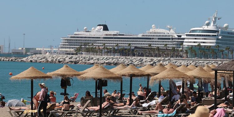 Nueve cruceros atracarán en el Puerto de Málaga en plena Feria de Agosto