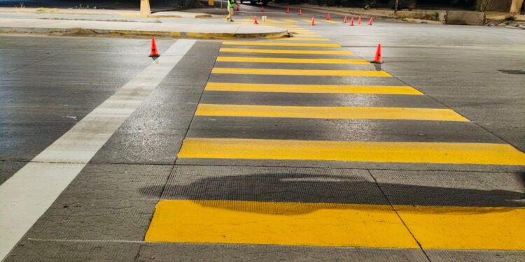 Refuerza Seguridad Vial señalización en distintos cruceros de Ciudad Juárez - ADN