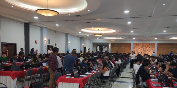Financiarán viajes, hospedaje y comidas para que aspirantes a la UNAM hagan examen en la CDMX