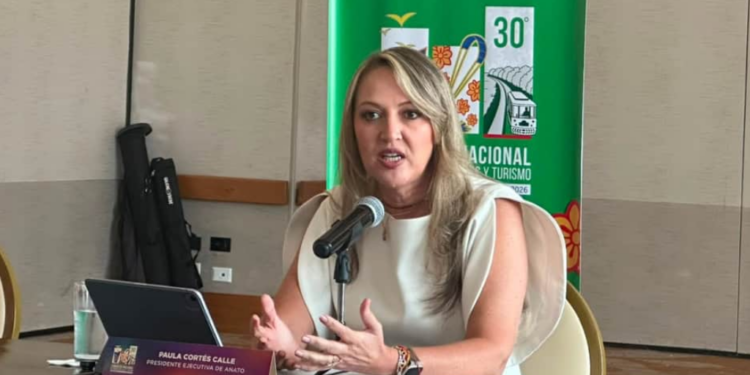 Foto: Cortesía. Paula Cortés Calle, presidenta de Anato, solicitó reducir el IVA a tiquetes del 19% al 5% para reactivar el turismo tras el reciente sismo.