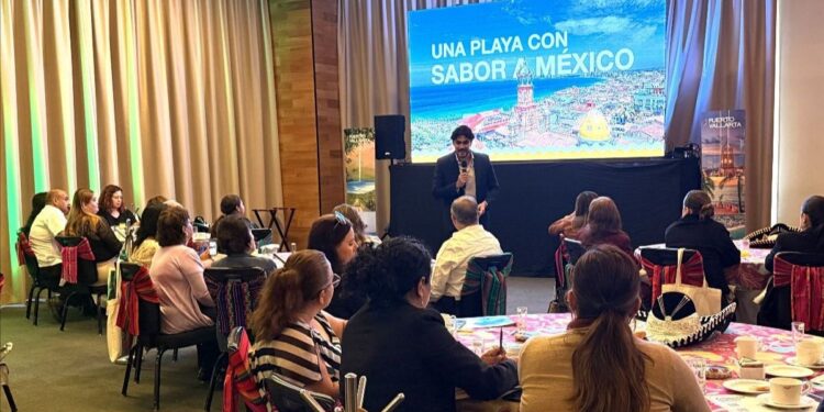 Fortalecen presencia de Puerto Vallarta en el Bajío