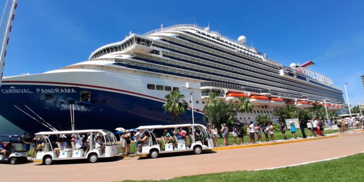 Llegarán 6 cruceros en agosto a Puerto Vallarta