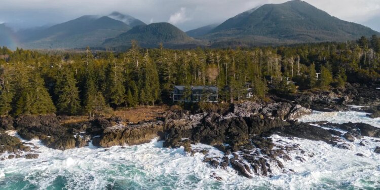 7 Airbnbs in British Columbia for a Weekend in the Pacific Northwest