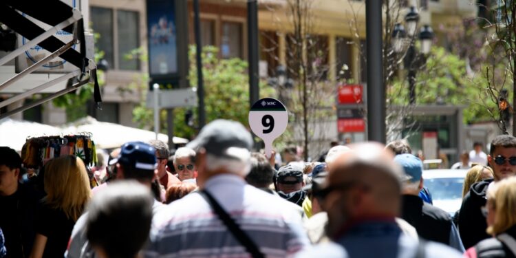 Sin noticias del estudio sobre cruceros que el Ayuntamiento de València prometió para regular el sector