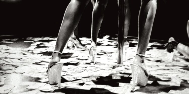 A Visit to a Strip Club Made Me Think Differently About Motherhood