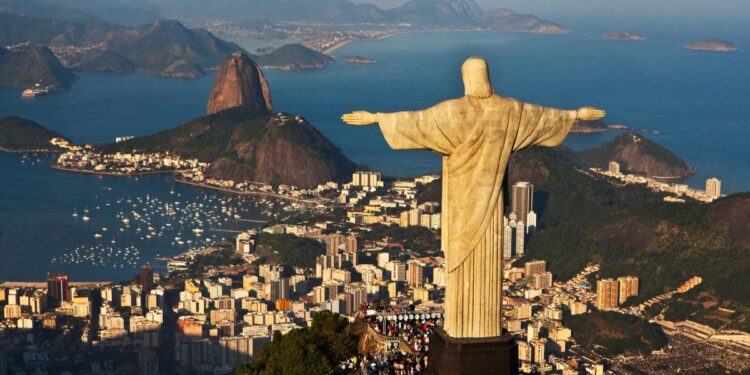 Viajar de Colombia a Brasil: presupuesto, destinos y cuándo reservar
