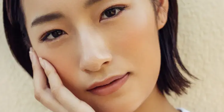 What Is Blush Tailoring? A Look Into the Universal Blush Technique