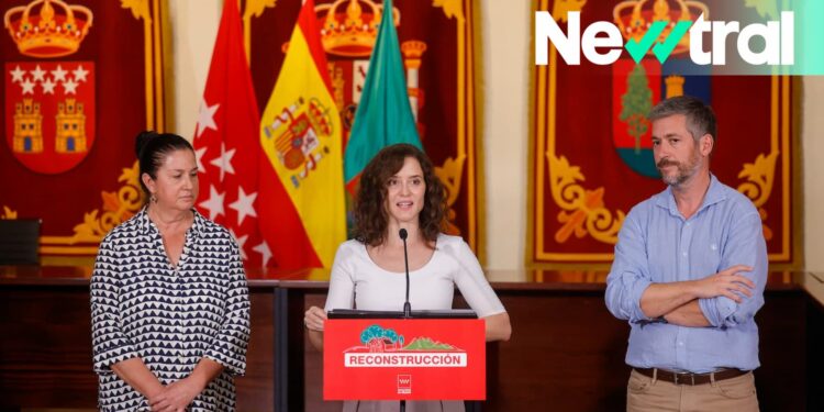Qué dice la ley de Transparencia y el Código Ético madrileño de los viajes pagados por terceros como el de Ayuso a México