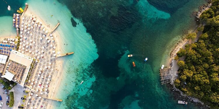 Albania, Hong Kong y Egipto, destinos de moda a seguir en 2027
