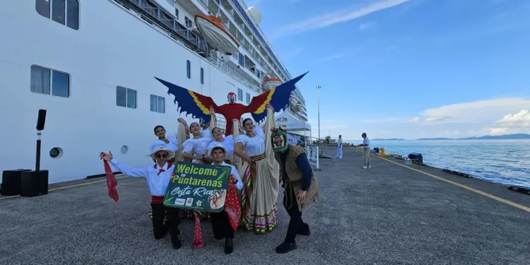 ​Ola turística en el Puerto: Llegada de cruceros se disparará con cerca de un 90 % más de pasajeros