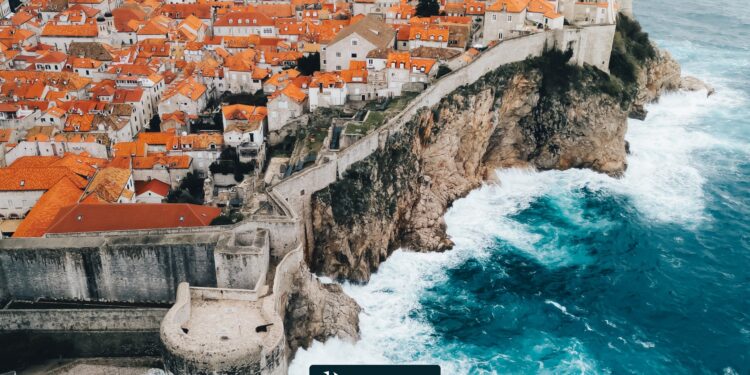 Celestyal presenta su programa por el Mediterráneo para el verano de 2028