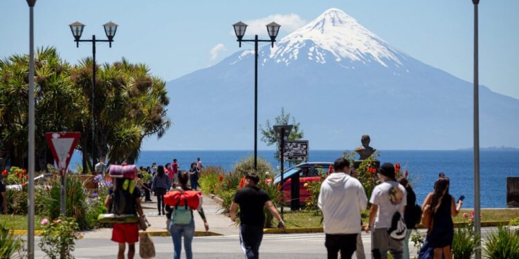 Gobierno lanza “Chile Potencia Turística” para convertir al turismo en una gran industria nacional
