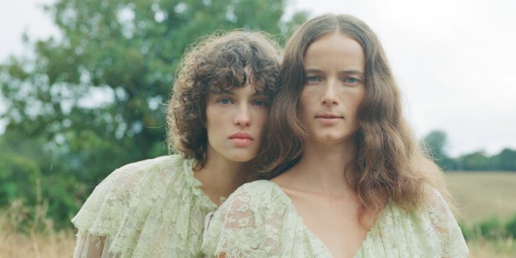 Sea Spring 2027 Ready-to-Wear Collection