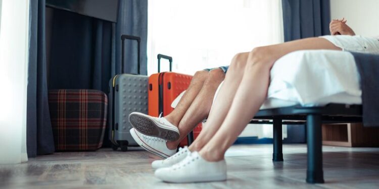 Cómo evitar las piernas pesadas e hinchadas en los viajes largos