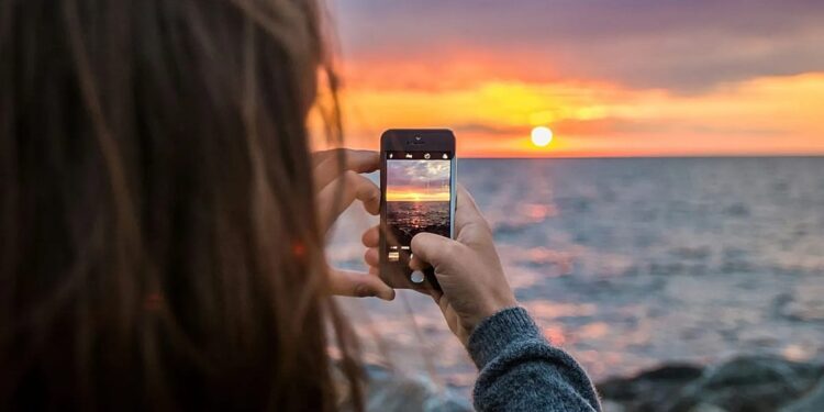 Cómo evitar que las redes sociales arruinen la sorpresa de un viaje