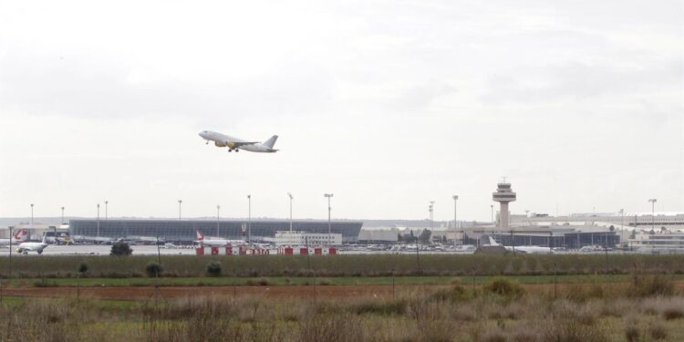 Juzgan a un agente de viajes por apropiarse de más de 8.000 euros que no declaró ante su empresa