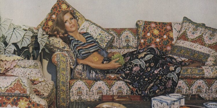 See the 1972 Vogue Story That Inspired Anna Sui’s Dreamy Spring 2027 Collection