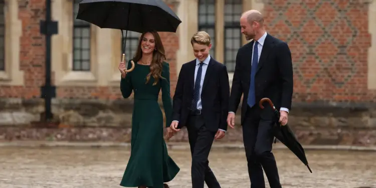 See All the Photos—and the Official Portraits—From Prince George’s First Day of School