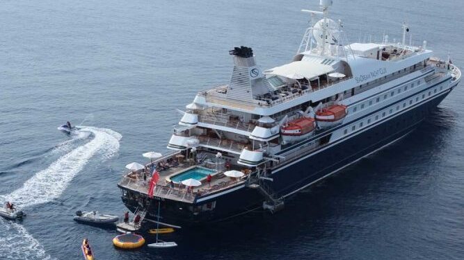 Primera visita del SeaDream II a las Hébridas Exteriores une a dos Macleod