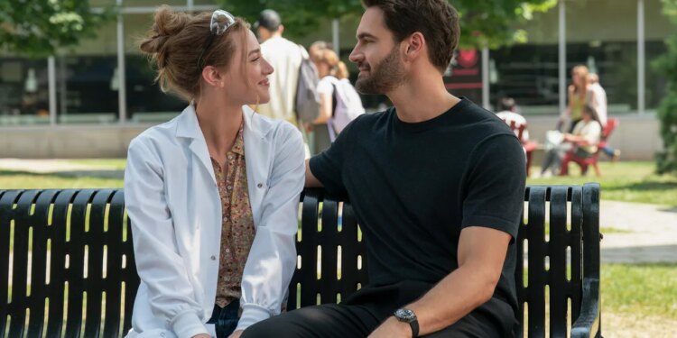 La hipótesis del amor: todas las diferencias entre el libro y la película