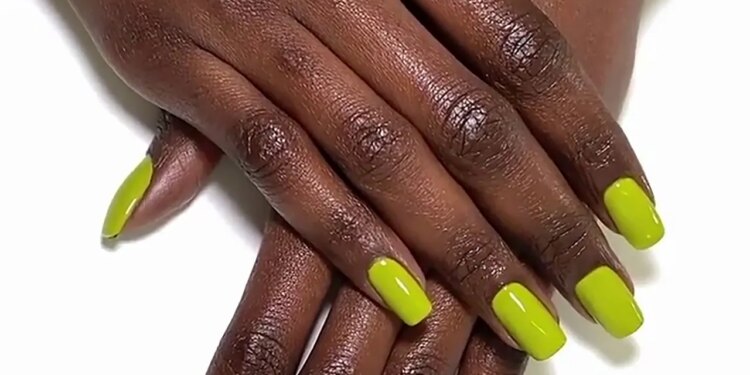 Fall’s Breakout Manicure Shade is Shocking