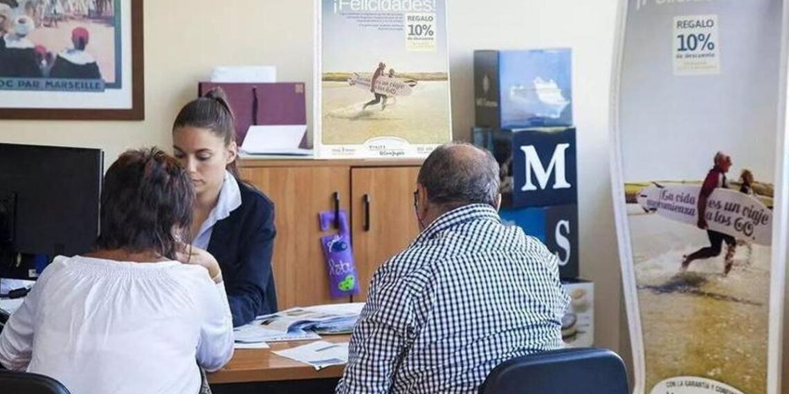 Las agencias de viajes son uno de los ámbitos profesionales de los graduados en Turismo.