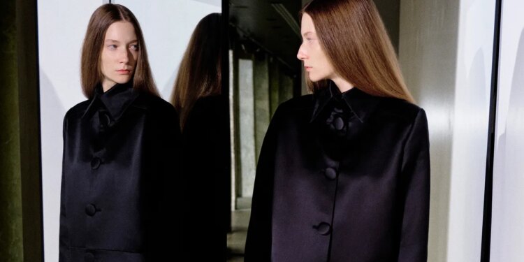 For Her Paris Fashion Week Debut, Fidan Novruzova Makes a Case for Vanity