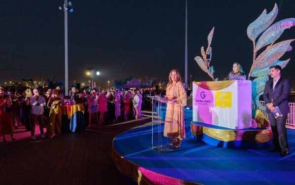 Con fiesta carnavalesca inauguran nueva terminal de Las Palmas Cruise Port
