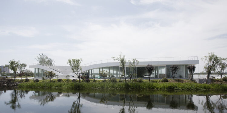 Galería de Terminal de cruceros / Hexia Architects