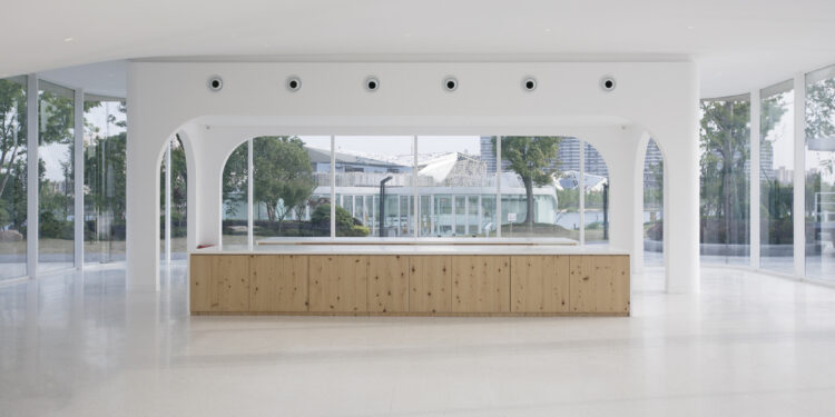 Galería de Terminal de cruceros / Hexia Architects