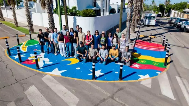 Hermosillo interviene crucero con arte urbano de Asphalt Art