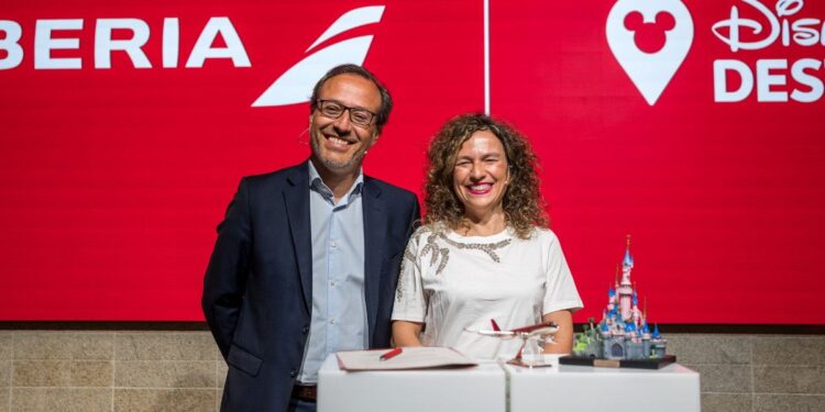 Iberia refuerza su alianza con Disney